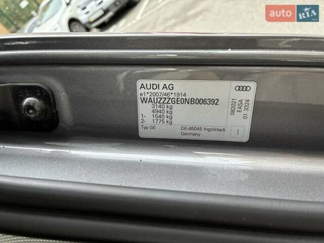 Серый Ауди E-Tron, объемом двигателя 0 л и пробегом 112 тыс. км за 31900 $, фото 51 на Automoto.ua