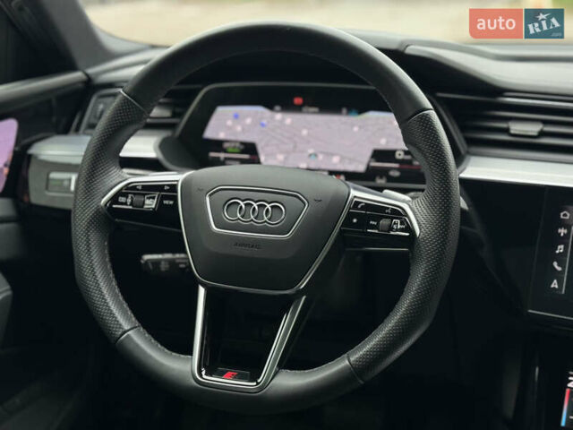 Серый Ауди E-Tron, объемом двигателя 0 л и пробегом 59 тыс. км за 44999 $, фото 43 на Automoto.ua