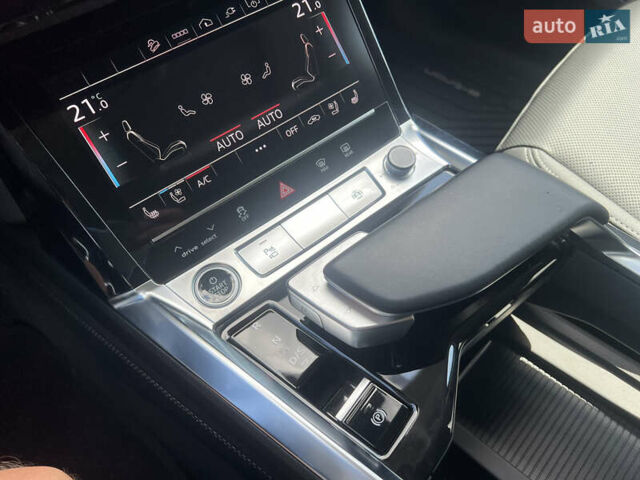 Сірий Ауді E-Tron, об'ємом двигуна 0 л та пробігом 22 тис. км за 48490 $, фото 23 на Automoto.ua