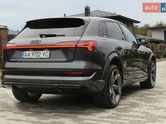 Серый Ауди E-Tron, объемом двигателя 0 л и пробегом 44 тыс. км за 44700 $, фото 15 на Automoto.ua