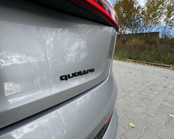 Серый Ауди E-Tron, объемом двигателя 0 л и пробегом 145 тыс. км за 29500 $, фото 51 на Automoto.ua