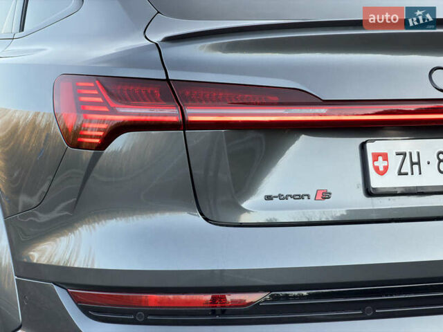 Серый Ауди E-Tron, объемом двигателя 0 л и пробегом 14 тыс. км за 53999 $, фото 54 на Automoto.ua