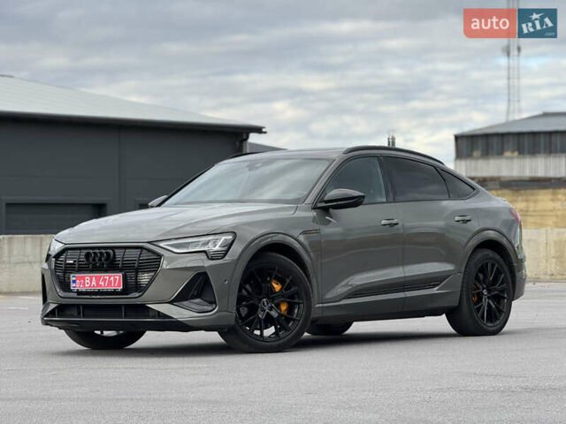 Ауди E-Tron 2022 в Виннице на Automoto.ua Серый Ауди E-Tron, объемом двигателя 0 л и пробегом 150 тыс. км за 39207 $, фото 17 на Automoto.ua