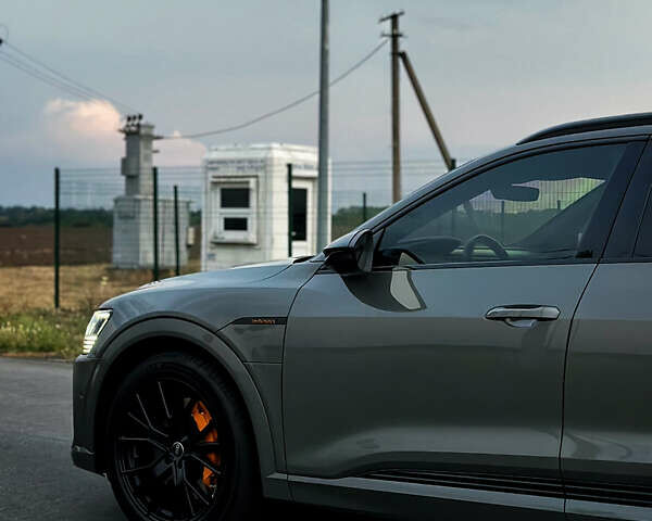 Сірий Ауді E-Tron, об'ємом двигуна 0 л та пробігом 63 тис. км за 45500 $, фото 12 на Automoto.ua