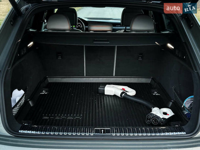 Серый Ауди E-Tron, объемом двигателя 0 л и пробегом 63 тыс. км за 40999 $, фото 49 на Automoto.ua