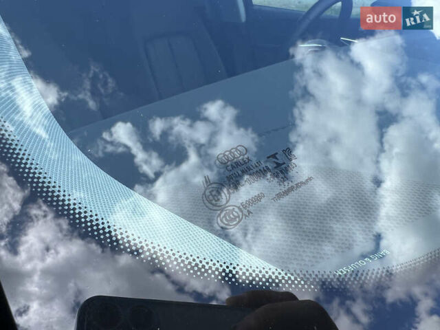 Сірий Ауді E-Tron, об'ємом двигуна 0 л та пробігом 22 тис. км за 48490 $, фото 12 на Automoto.ua