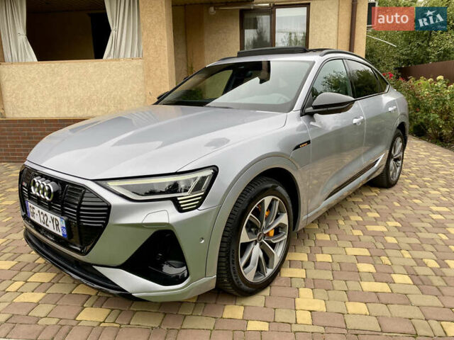 Серый Ауди E-Tron, объемом двигателя 0 л и пробегом 126 тыс. км за 34995 $, фото 8 на Automoto.ua
