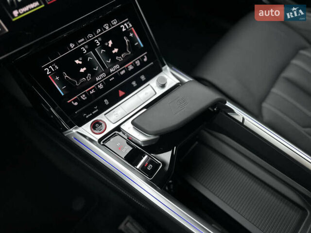 Сірий Ауді E-Tron, об'ємом двигуна 0 л та пробігом 48 тис. км за 49999 $, фото 64 на Automoto.ua