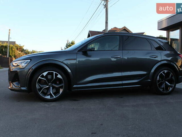 Сірий Ауді E-Tron, об'ємом двигуна 0 л та пробігом 28 тис. км за 47700 $, фото 2 на Automoto.ua