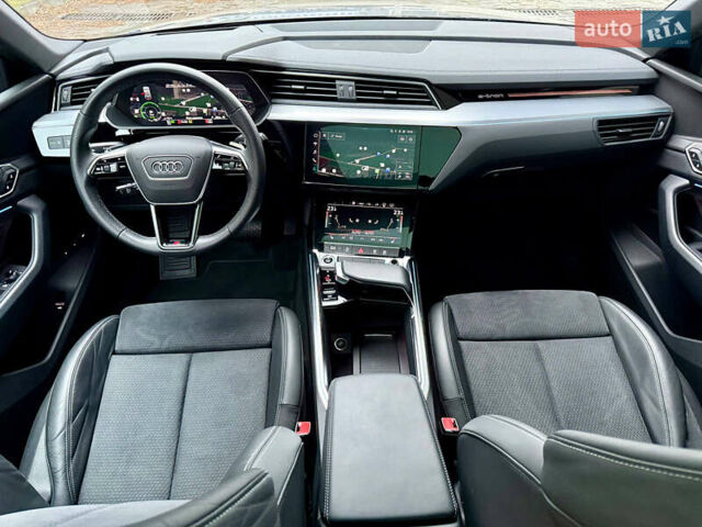 Серый Ауди E-Tron, объемом двигателя 0 л и пробегом 39 тыс. км за 44500 $, фото 35 на Automoto.ua