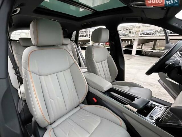 Серый Ауди E-Tron, объемом двигателя 0 л и пробегом 43 тыс. км за 48900 $, фото 18 на Automoto.ua