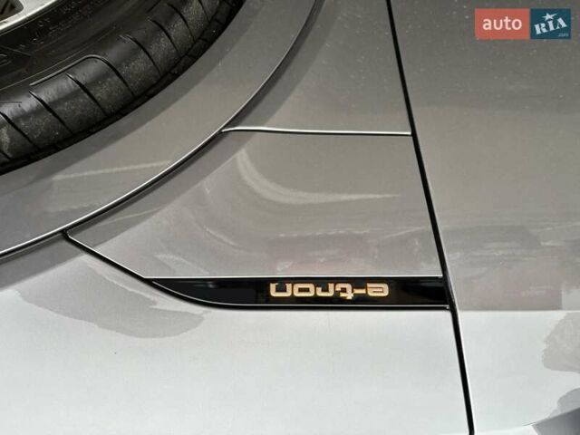 Серый Ауди E-Tron, объемом двигателя 0 л и пробегом 112 тыс. км за 31900 $, фото 35 на Automoto.ua