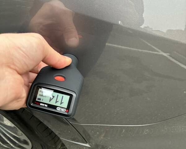 Серый Ауди E-Tron, объемом двигателя 0 л и пробегом 112 тыс. км за 31900 $, фото 119 на Automoto.ua