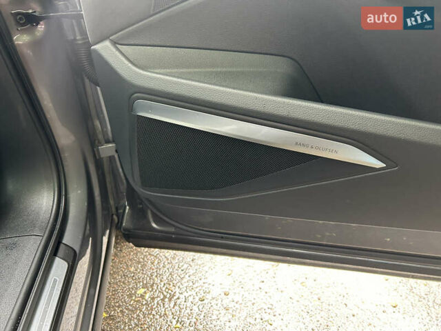 Серый Ауди E-Tron, объемом двигателя 0 л и пробегом 44 тыс. км за 38700 $, фото 21 на Automoto.ua