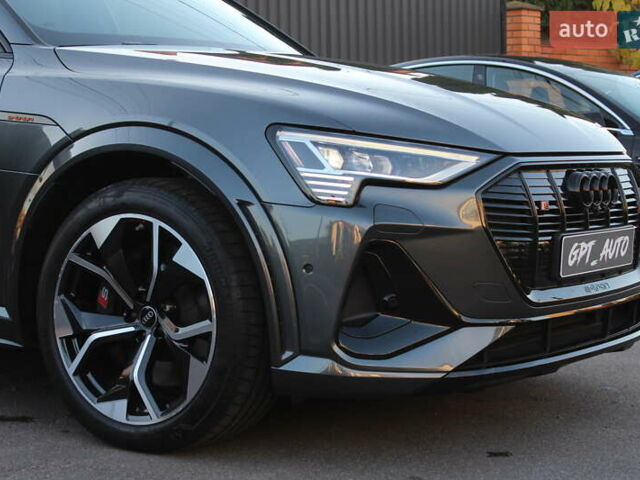 Сірий Ауді E-Tron, об'ємом двигуна 0 л та пробігом 28 тис. км за 47700 $, фото 7 на Automoto.ua