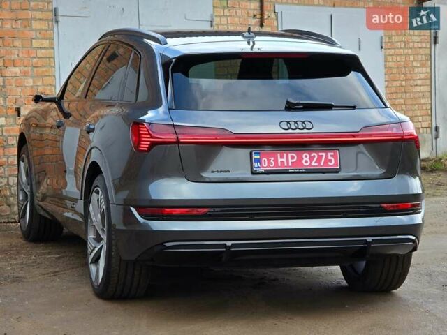 Сірий Ауді E-Tron, об'ємом двигуна 0 л та пробігом 100 тис. км за 41888 $, фото 12 на Automoto.ua