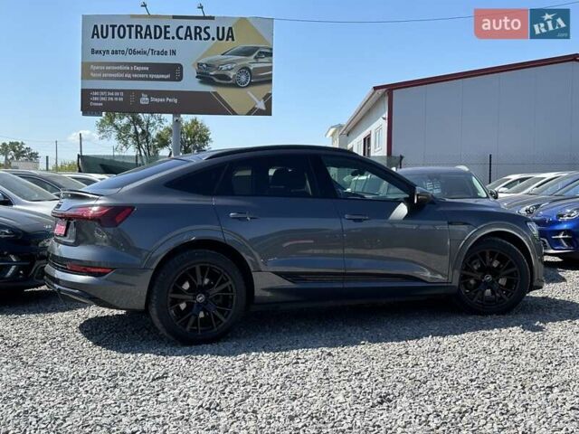 Серый Ауди E-Tron, объемом двигателя 0 л и пробегом 70 тыс. км за 39650 $, фото 13 на Automoto.ua