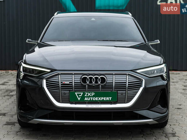 Серый Ауди E-Tron, объемом двигателя 0 л и пробегом 33 тыс. км за 53000 $, фото 2 на Automoto.ua