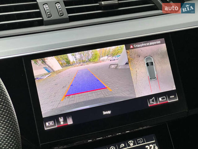 Серый Ауди E-Tron, объемом двигателя 0 л и пробегом 32 тыс. км за 43500 $, фото 46 на Automoto.ua