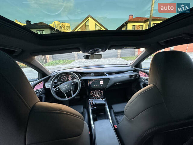 Сірий Ауді E-Tron, об'ємом двигуна 0 л та пробігом 28 тис. км за 47700 $, фото 26 на Automoto.ua