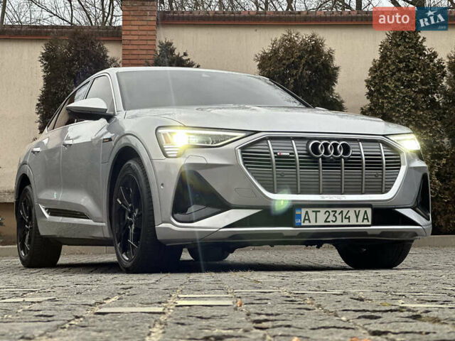 Сірий Ауді E-Tron, об'ємом двигуна 0 л та пробігом 80 тис. км за 39900 $, фото 2 на Automoto.ua