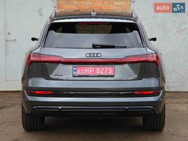 Сірий Ауді E-Tron, об'ємом двигуна 0 л та пробігом 100 тис. км за 41888 $, фото 7 на Automoto.ua