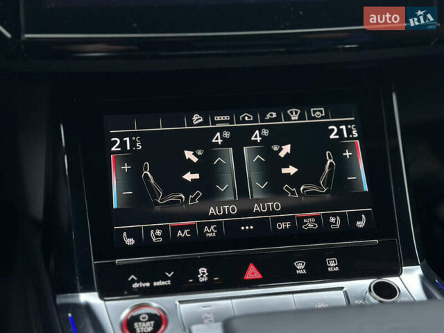 Серый Ауди E-Tron, объемом двигателя 0 л и пробегом 48 тыс. км за 49999 $, фото 65 на Automoto.ua