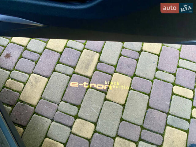 Сірий Ауді E-Tron, об'ємом двигуна 0 л та пробігом 43 тис. км за 45500 $, фото 50 на Automoto.ua