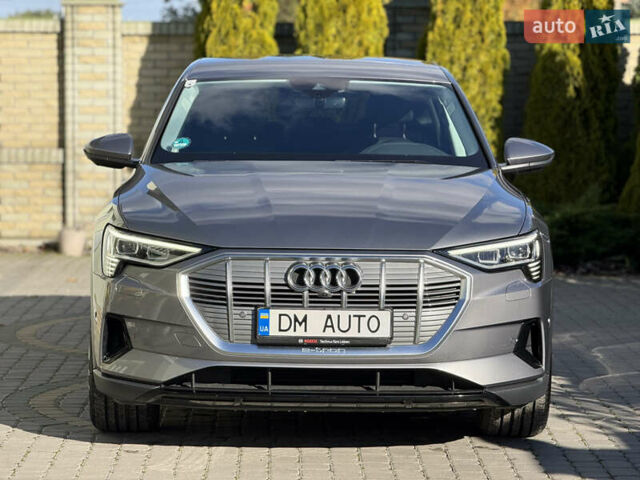 Серый Ауди E-Tron, объемом двигателя 0 л и пробегом 90 тыс. км за 33000 $, фото 12 на Automoto.ua