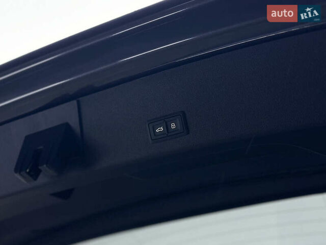 Серый Ауди E-Tron, объемом двигателя 0 л и пробегом 48 тыс. км за 49999 $, фото 94 на Automoto.ua