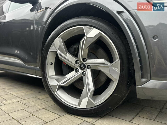 Сірий Ауді E-Tron, об'ємом двигуна 0 л та пробігом 48 тис. км за 49999 $, фото 41 на Automoto.ua