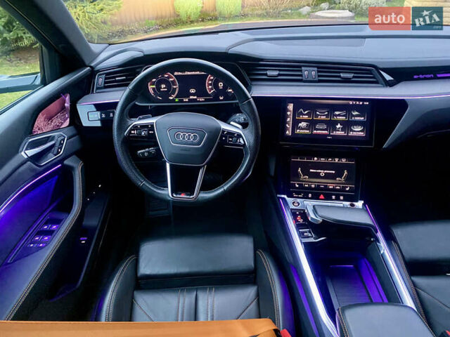 Сірий Ауді E-Tron, об'ємом двигуна 0 л та пробігом 43 тис. км за 45500 $, фото 14 на Automoto.ua