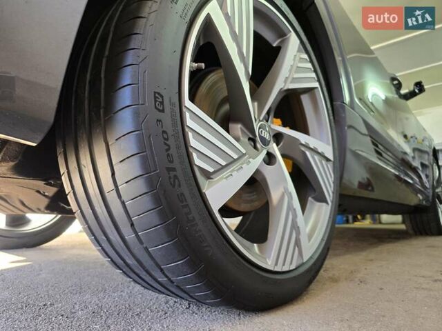 Сірий Ауді E-Tron, об'ємом двигуна 0 л та пробігом 100 тис. км за 41888 $, фото 85 на Automoto.ua