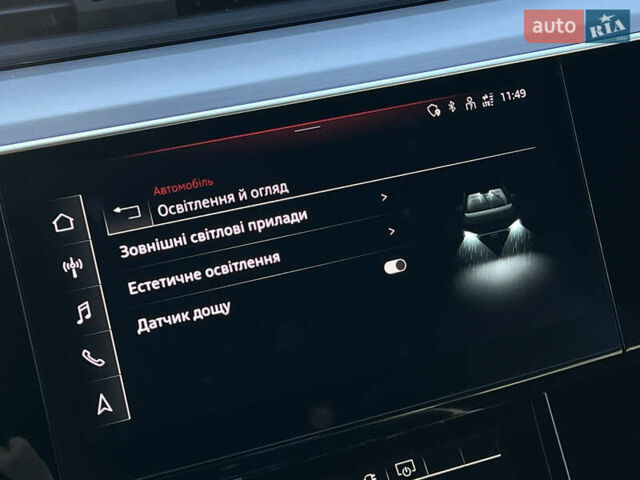 Серый Ауди E-Tron, объемом двигателя 0 л и пробегом 42 тыс. км за 47848 $, фото 69 на Automoto.ua