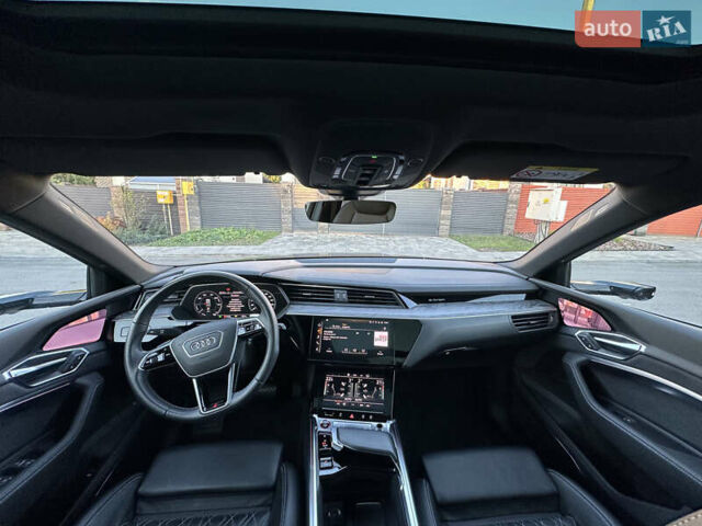 Сірий Ауді E-Tron, об'ємом двигуна 0 л та пробігом 28 тис. км за 47700 $, фото 25 на Automoto.ua