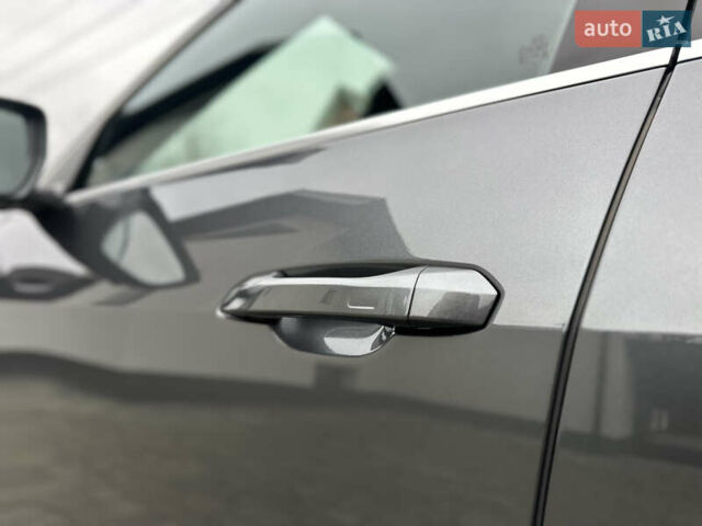 Сірий Ауді E-Tron, об'ємом двигуна 0 л та пробігом 22 тис. км за 49999 $, фото 22 на Automoto.ua