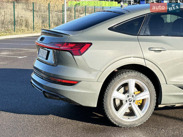 Сірий Ауді E-Tron, об'ємом двигуна 0 л та пробігом 58 тис. км за 45200 $, фото 4 на Automoto.ua
