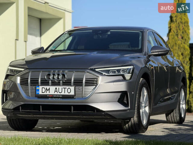 Серый Ауди E-Tron, объемом двигателя 0 л и пробегом 90 тыс. км за 33000 $, фото 17 на Automoto.ua