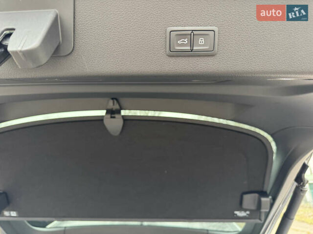 Сірий Ауді E-Tron, об'ємом двигуна 0 л та пробігом 61 тис. км за 39999 $, фото 22 на Automoto.ua