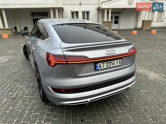 Сірий Ауді E-Tron, об'ємом двигуна 0 л та пробігом 80 тис. км за 39900 $, фото 13 на Automoto.ua
