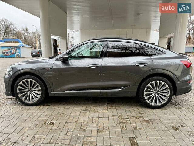 Сірий Ауді E-Tron, об'ємом двигуна 0 л та пробігом 39 тис. км за 46500 $, фото 16 на Automoto.ua