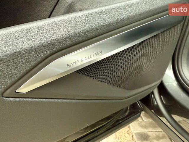 Серый Ауди E-Tron, объемом двигателя 0 л и пробегом 37 тыс. км за 49500 $, фото 37 на Automoto.ua