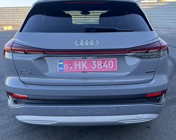 Серый Ауди E-Tron, объемом двигателя 0 л и пробегом 43 тыс. км за 25950 $, фото 6 на Automoto.ua
