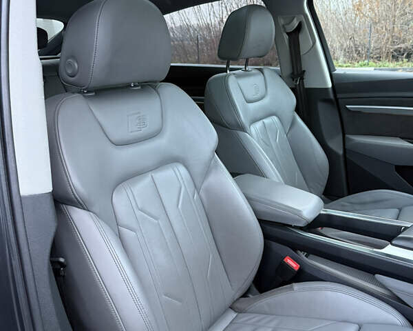 Серый Ауди E-Tron, объемом двигателя 0 л и пробегом 197 тыс. км за 23900 $, фото 22 на Automoto.ua