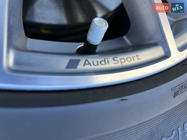 Серый Ауди E-Tron, объемом двигателя 0 л и пробегом 18 тыс. км за 42500 $, фото 6 на Automoto.ua