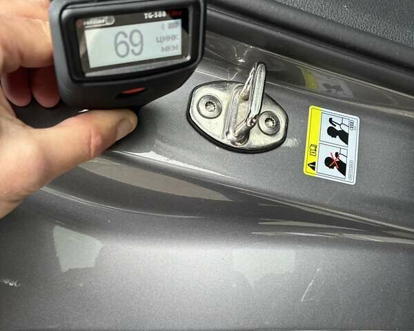 Серый Ауди E-Tron, объемом двигателя 0 л и пробегом 112 тыс. км за 31900 $, фото 136 на Automoto.ua