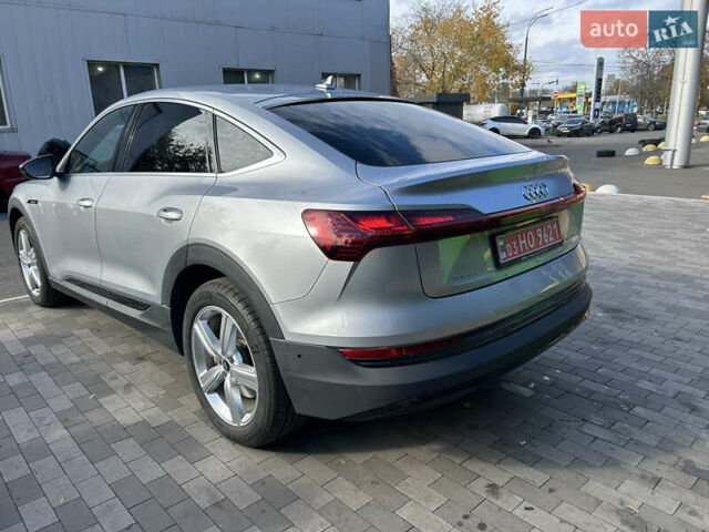Серый Ауди E-Tron, объемом двигателя 0 л и пробегом 38 тыс. км за 36300 $, фото 33 на Automoto.ua