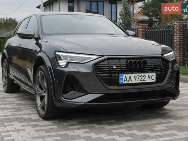 Серый Ауди E-Tron, объемом двигателя 0 л и пробегом 44 тыс. км за 44700 $, фото 2 на Automoto.ua