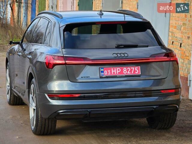 Сірий Ауді E-Tron, об'ємом двигуна 0 л та пробігом 100 тис. км за 41888 $, фото 111 на Automoto.ua