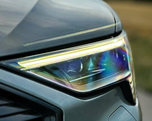 Серый Ауди E-Tron, объемом двигателя 0 л и пробегом 63 тыс. км за 40999 $, фото 14 на Automoto.ua